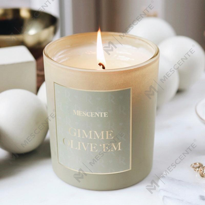 M&Scent Vente en gros nouveaux modèles luxueux, bougies parfumées à la cire de soja, marque privée personnalisée, pots en cristal de Noël avec couvercle