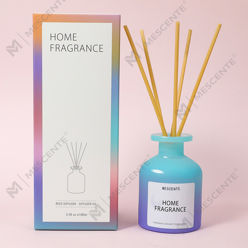 Vente en gros d'huile de diffuseur de roseaux de fleurs parfumées en bouteille de verre unique avec boîtes d'emballage, coffret cadeau