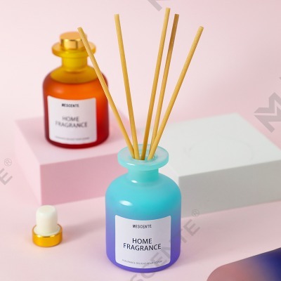 Vente en gros d'huile de diffuseur de roseaux de fleurs parfumées en bouteille de verre unique avec boîtes d'emballage, coffret cadeau