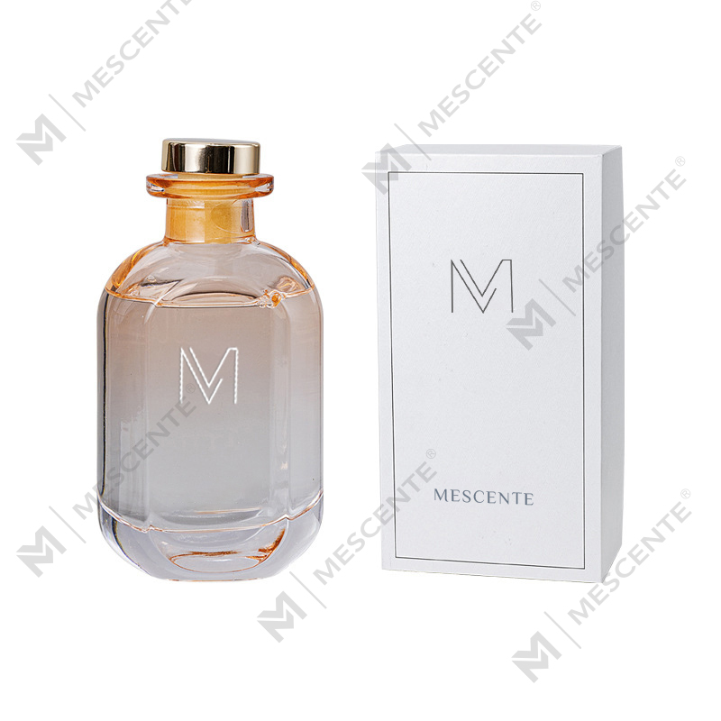 Vente en gros de diffuseur à roseaux luxueux pour hôtel, grand support en porcelaine fleurie, avec bâtons de rotin