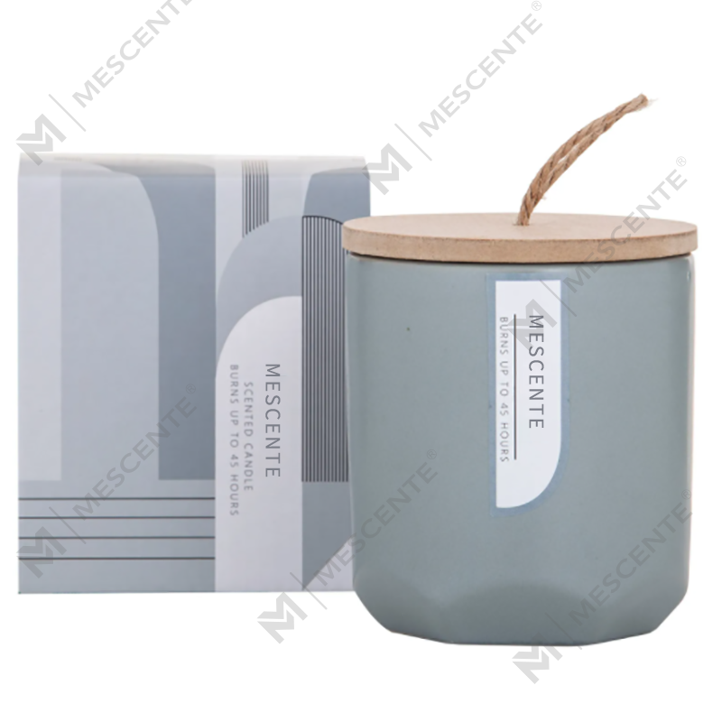 M&Scent Fabricant de bougies parfumées de luxe en cire de soja avec mèche en bois, en bouteille en verre, personnalisable