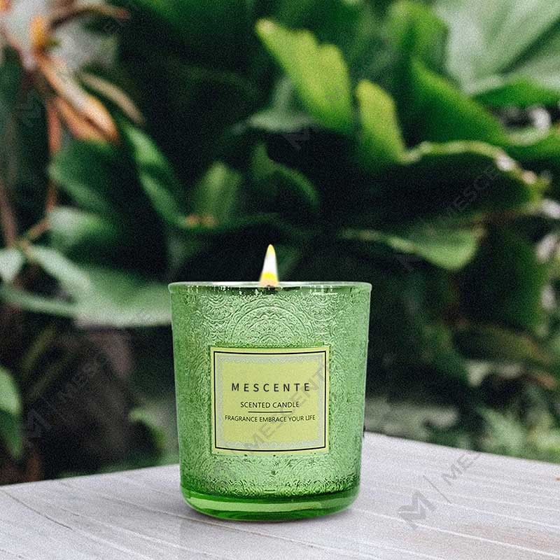 Fabricants personnalisés en gros Emballage cadeau de décoration intérieure de luxe Pot de couleur Bougie parfumée à la cire avec fleurs séchées