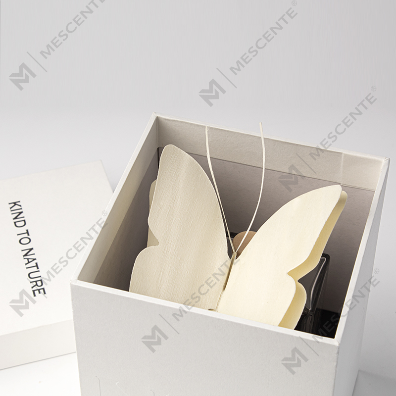 M&Scent Diffuseur à roseaux luxueux 200 ml, bouteille blanche personnalisée, bâtons en bois, avec boîte