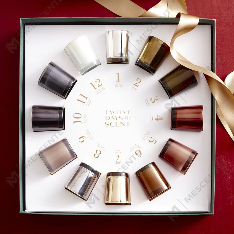 Bougies de luxe personnalisées en cire de soja parfumées de Noël avec couvercle, pot M&Scent