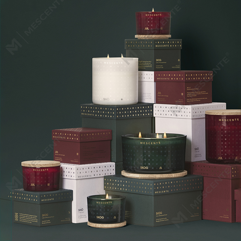 Bougies décoratives de luxe en cire de soja parfumées de Noël faites à la main par M&Scent avec coffret cadeau