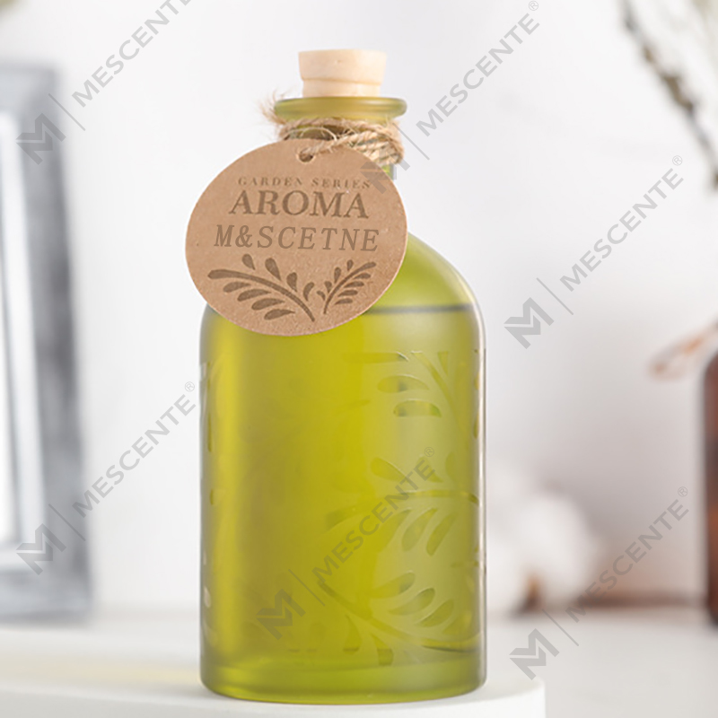 M&Scent Diffuseur à roseaux liquide floral en flacon verre de luxe personnalisable de marque privée avec coffret cadeau