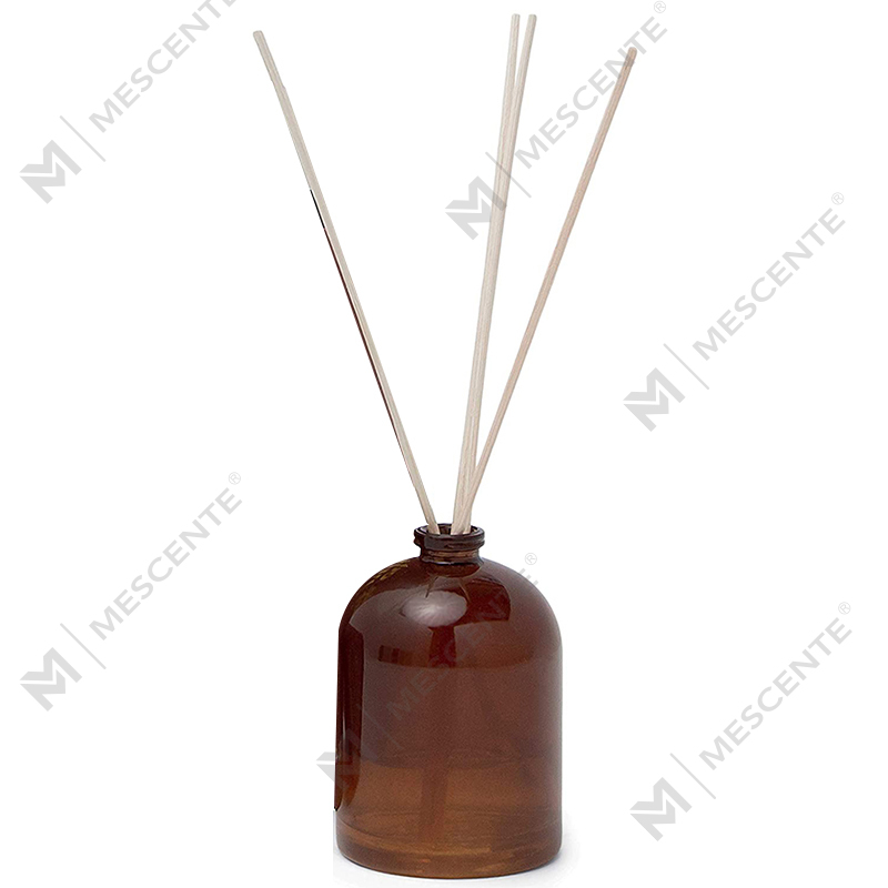 Diffuseur de roseaux liquide de luxe personnalisé M&Scent avec grande bouteille en verre or rose et fleur, marque privée, avec coffret cadeau