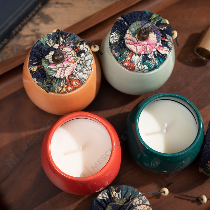 M&Scent Bougies en paraffine aromathérapie pilastres en céramique avec décoration luxe en gros