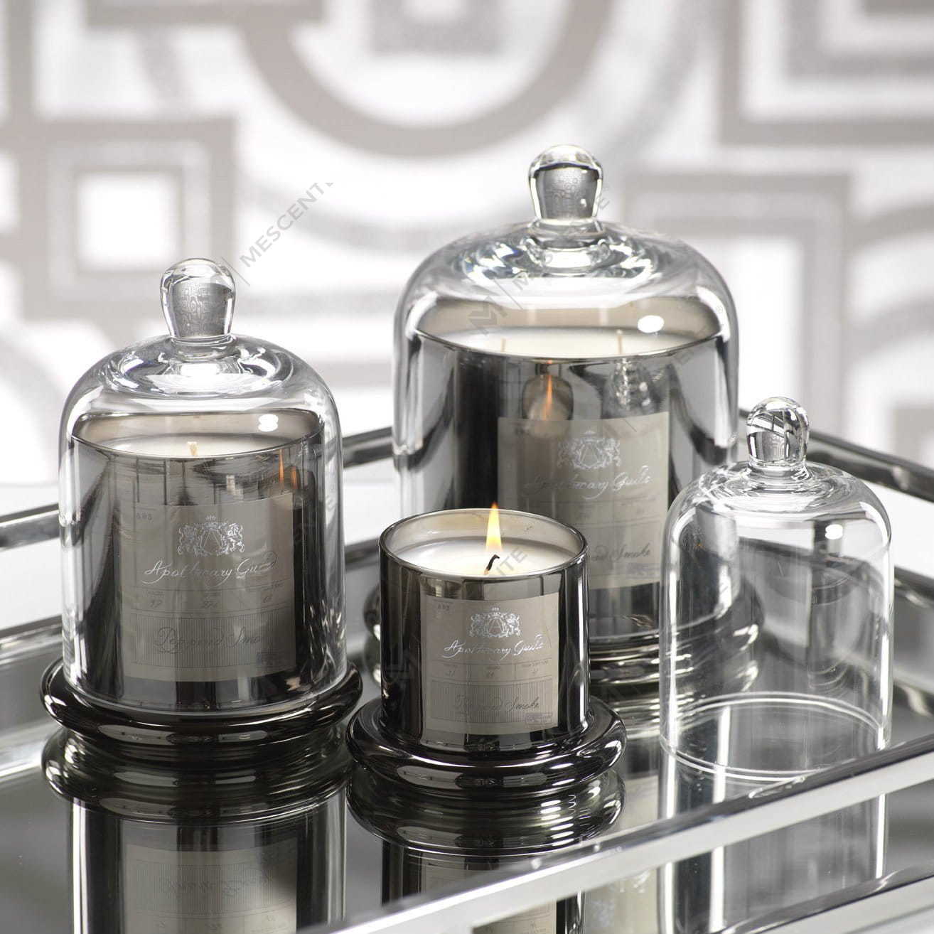 Bougie parfumée décorative romantique de mariage M&Scent avec couvercle en verre et dôme A29275