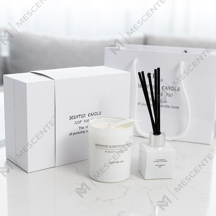 Coffret cadeau diffuseur de parfum de bougie parfumée pour la maison de 140 g A99199