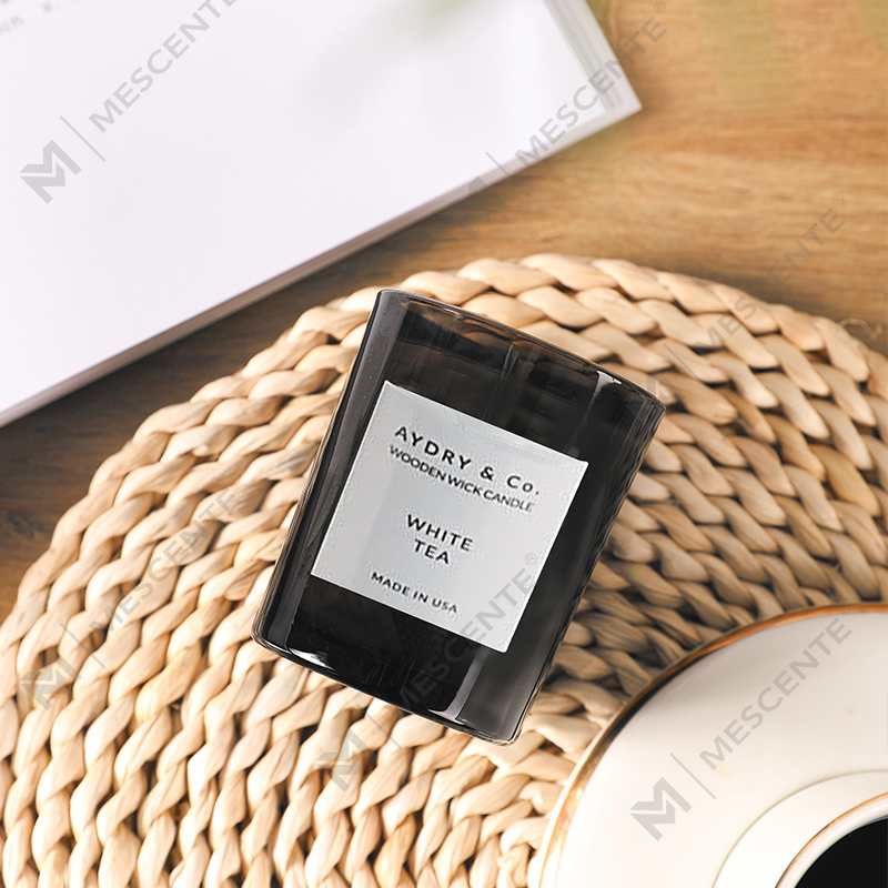 Bougies de soja parfumées au thé blanc de marque privée Mescente en pots