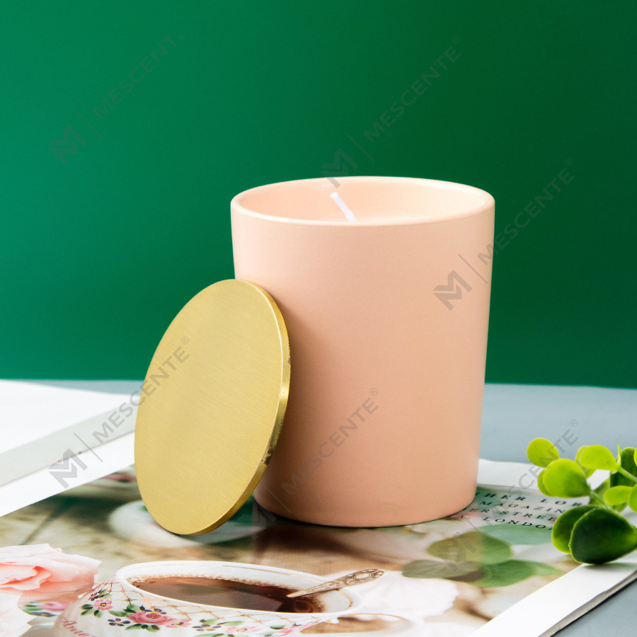 Bocaux en céramique personnalisés de luxe Bougies parfumées en cire de soja de marque privée étiquetées Citta avec fleurs séchées