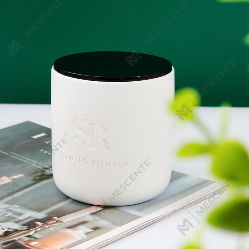 Bougies de luxe M&Scent avec logo personnalisé, pots en céramique bon marché avec couvercles en bois, bougie à la cire de noix de coco