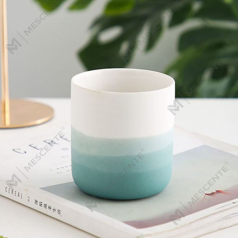 Bougeoir, lanternes et pots à bougies décoratifs en céramique bleu et blanc M&Scent