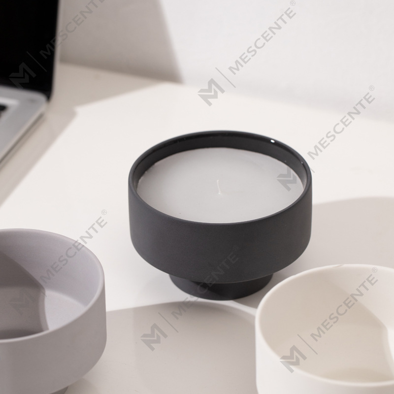 Grand pot à bougie de Noël moderne à 3 mèches, givré, avec couvercle en bambou, personnalisé, M&Scent