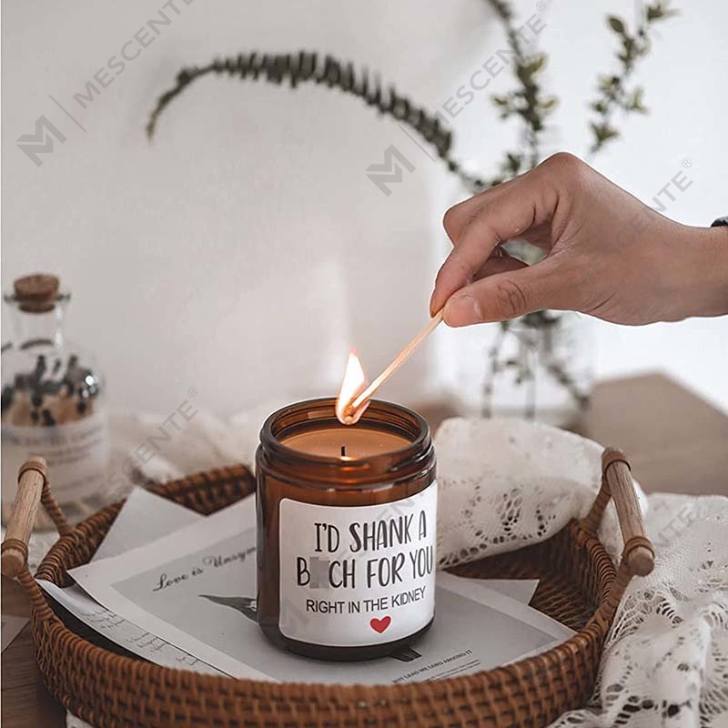 Coffret cadeau de bougies parfumées de Noël 100 % cire naturelle M&Scent pour la maison, bougie parfumée dans un pot en verre avec couvercle en métal