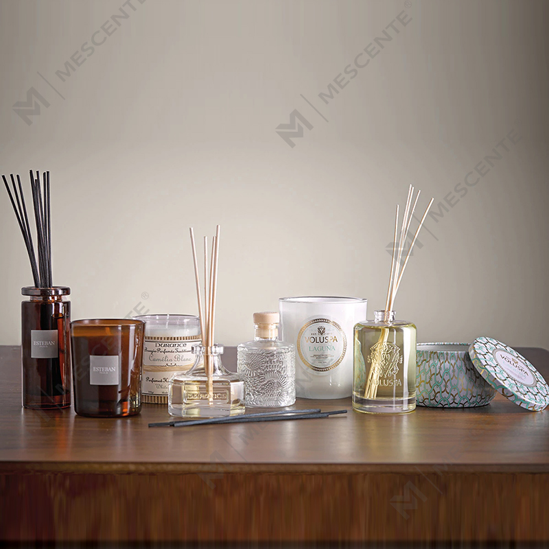 M&Scent Petite boîte funéraire personnalisée aromatique, avec bougie en béton transparente en forme de cœur sans goutte de cire